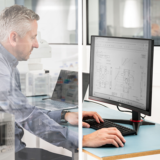Integrated automation systems for high-throughput screening laboratories